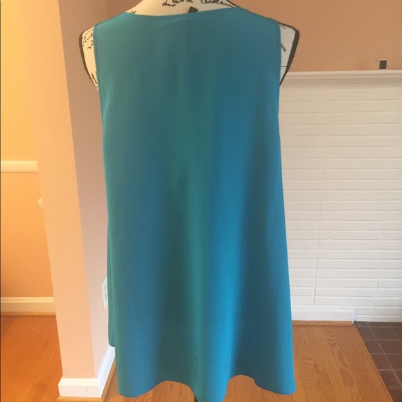 🌺Final Price🌺NWT BCBG MaxAzria Silk Fringe Top - Picture 6 of 7